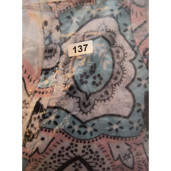 Woman's Sleeveless Tunic top Size XL Multicolor Shark Bite Hem Pullover Tee - Picture 10 of 10